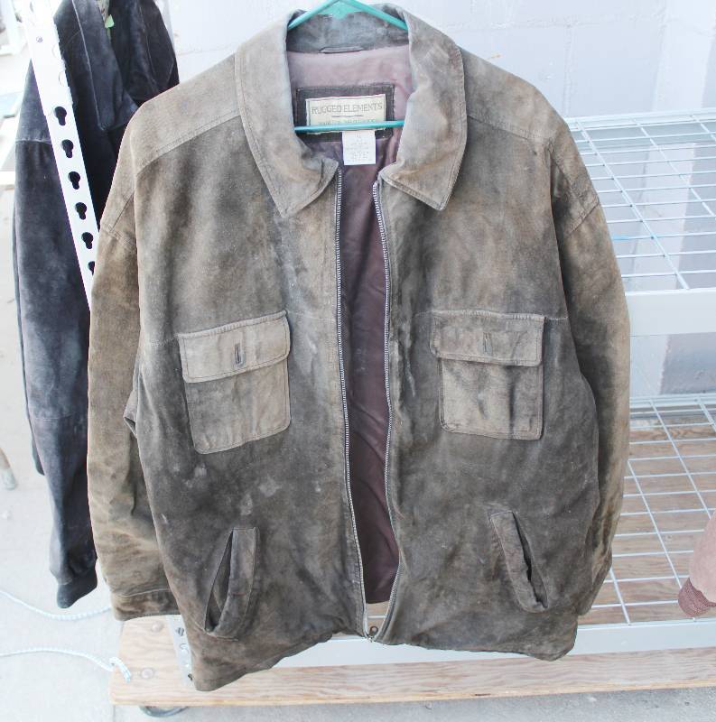 lot 3028 image: Rugged Elements Jacket- Leather- Size XL- Great for those cold mornings