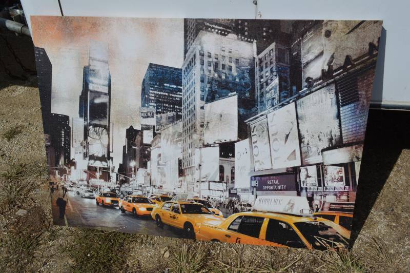 lot 3062 image: New York City artwork on canvas 27.75 x 39.25 tall