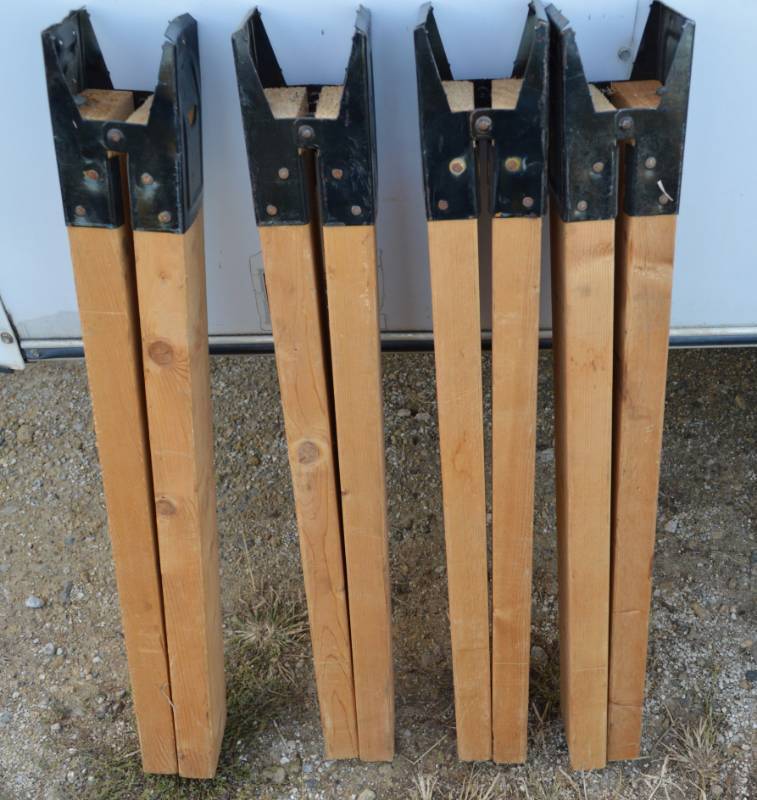 lot 3125 image: 4 set of saw horse legs