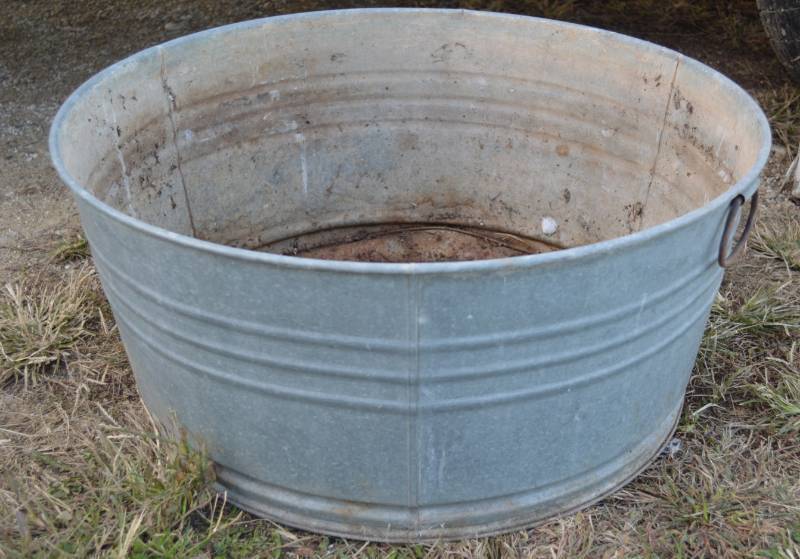 lot 3126 image: Washtub