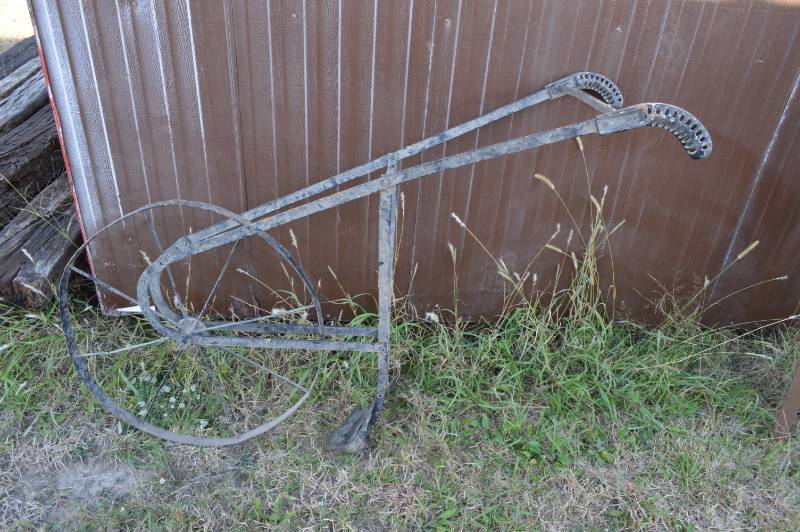 lot 3178 image: Antique iron walk behind plow