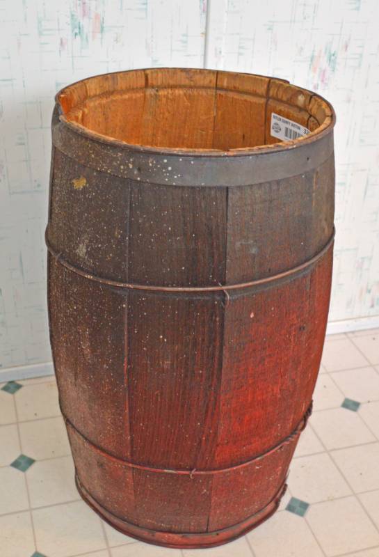 lot 3208 image: Old Wooden Nail Keg