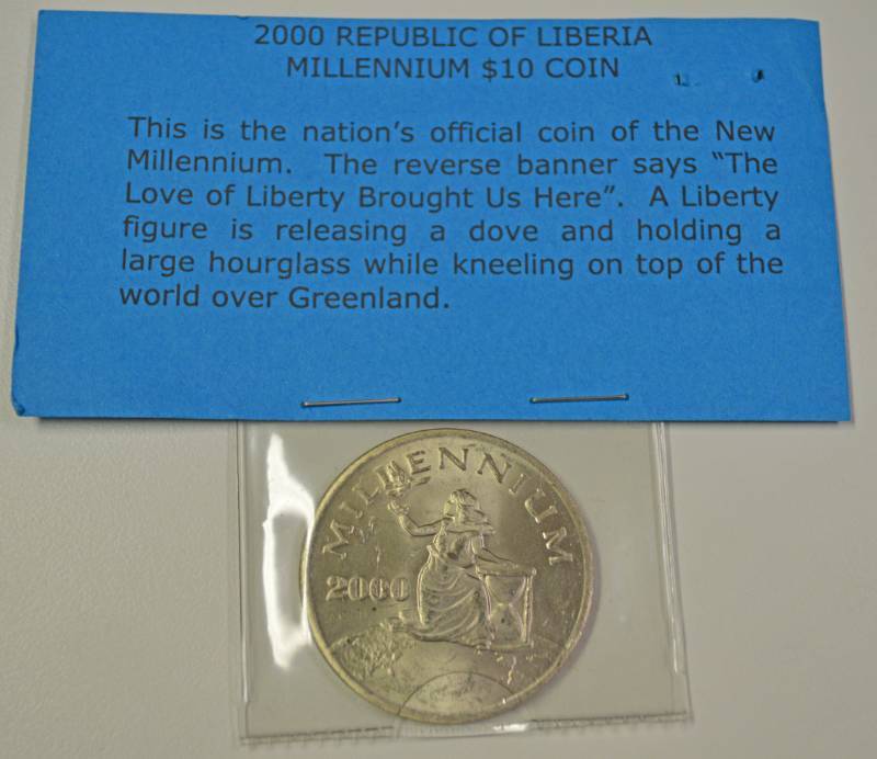 lot 3239 image: Liberia Millennium Ten Dollar Coin Year 2000 - Very Nice Condition