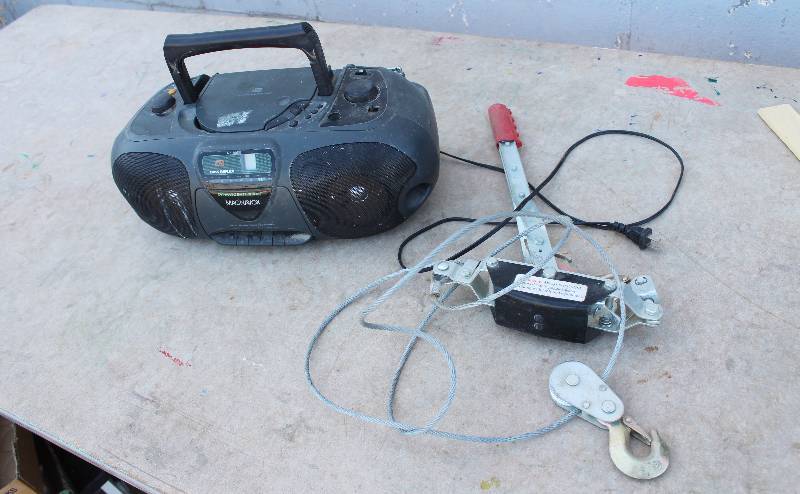 lot 3044 image: Come-A-Long & a Boombox Radio- The radio works- cassette and CD portions unknown if works