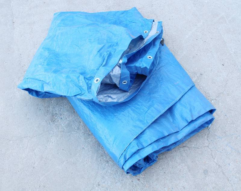 lot 3054 image: Blue Tarp