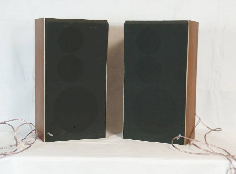 lot 6766 image: Pair of BANG & OLUFSEN Speakers - Beovox HT S35 4-ohm  35(50)watt - Made in Denmark