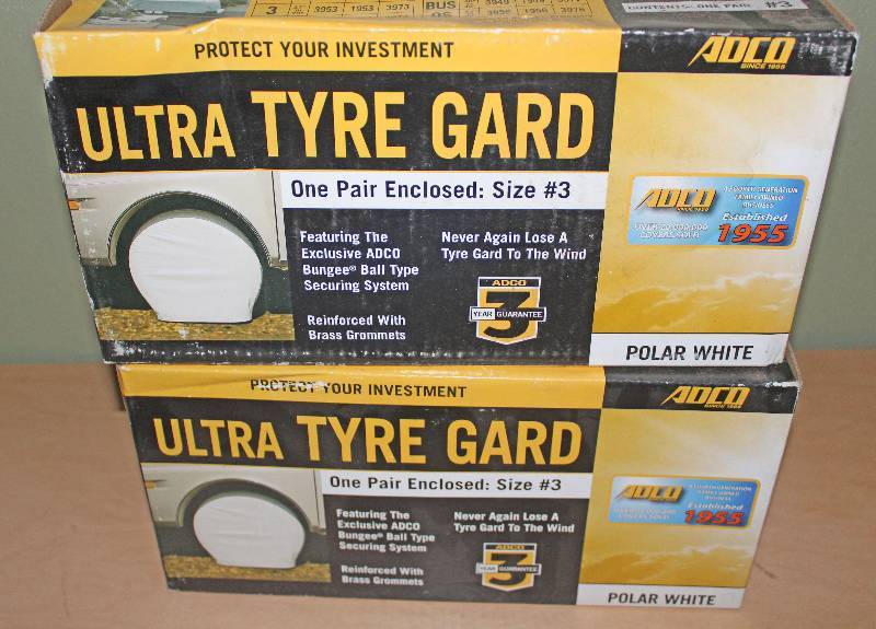 lot 8516 image: Ultra Tire Guards - Fit 27 to 29 diameter tire
