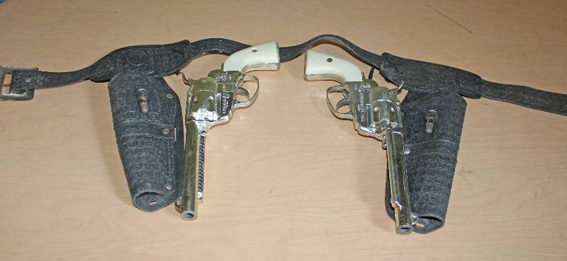 lot 8518 image: Toy Holster and Cap Guns - Mattel