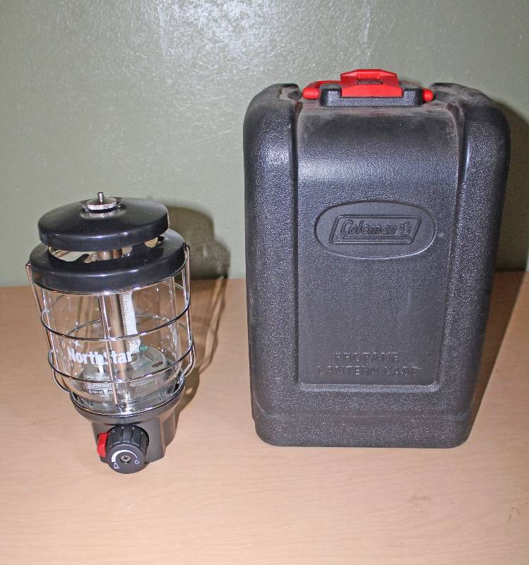lot 8522 image: Coleman NorthStar Propane Lantern