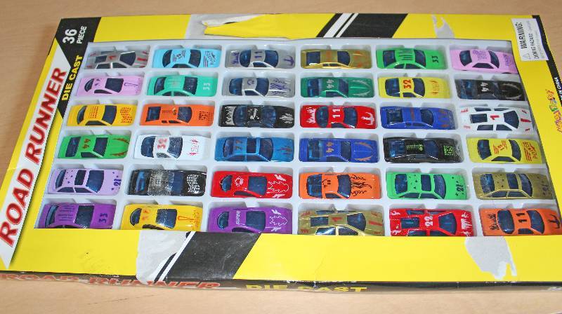 lot 8526 image: Lot of 36 Die Cast Miniature Cars