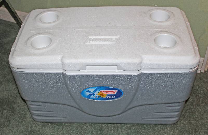 lot 8543 image: Coleman Xtreme Ice Chest