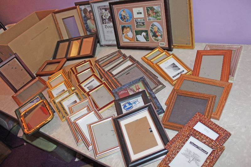 lot 8653 image: Lot of Assorted Picture Frames - Approximately 40 Frames