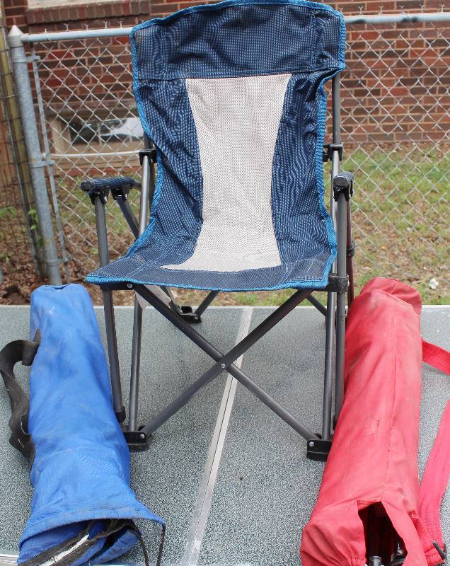 lot 8728 image: Lot of 3 Folding Lawn Chairs - One is Childs Size