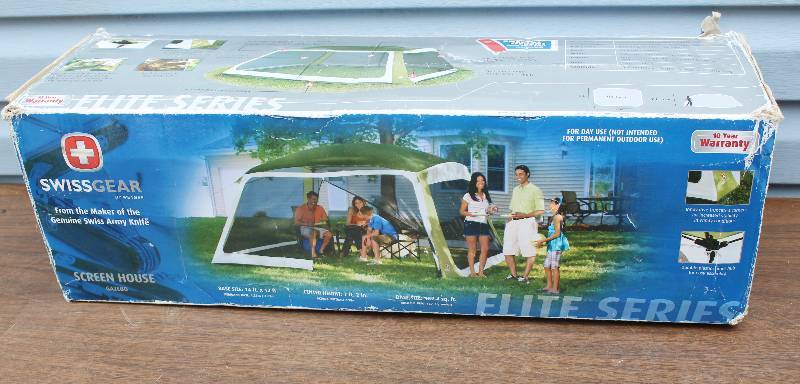 lot 8742 image: SwissGear 12 x 14 Outdoor Tent