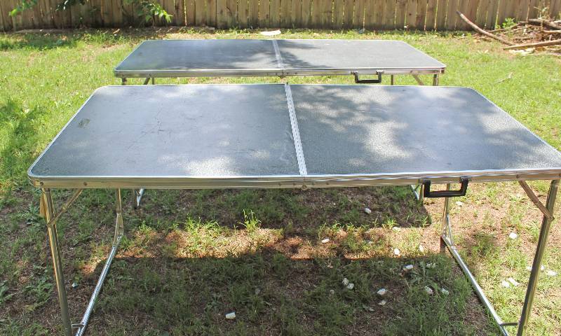 lot 8798 image: 2 Fold Up Aluminum Frame Tables