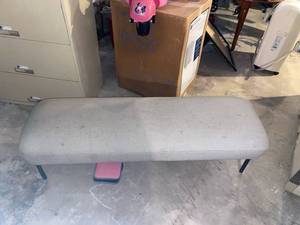 lot 41 image: Long padded 3 seat bench- grey
