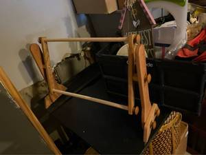 lot 116 image: Loom stand