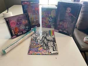 lot 130 image: Lot of (6) toys set New in Box