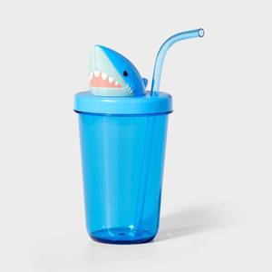 lot 50 image: Figural 17oz Tumbler Shark - Sun Squad��