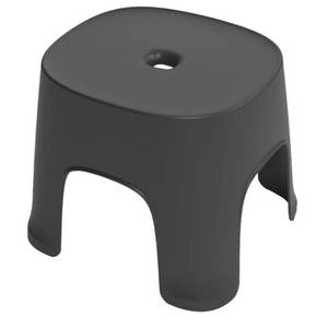 lot 56153 image: Non-Slip Plastic Step Stool