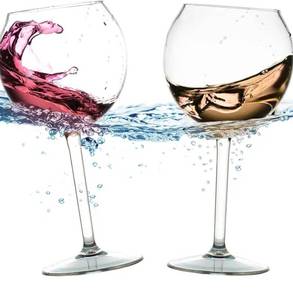 lot 56439 image: Floating Pool Wine Glasses Set