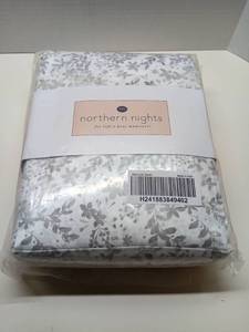 lot 1007 image: Northern Nights 400TC 100% Supima Cotton Sheet Set, Grey Leaf, Queen