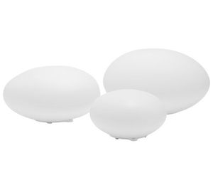 lot 1050 image: Globe Electric Set of 3 IndoorOutdoor Pebble Lights