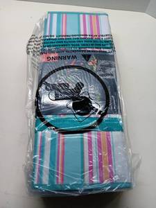 lot 1222 image: California Innovations Set of 4 Super Shopper Tote