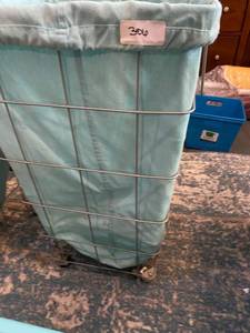 lot 311 image: Laundry hamper with home items