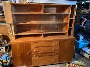 lot 195 image: Storage center (4) drawers, (2) cabinets, top piece has glass sliding cabinets with ample storage