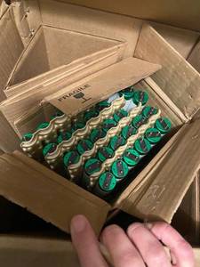 lot 200 image: T8 Fluorescent Light Bulbs- Mostly full case