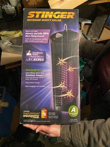 lot 204 image: Stinger bug zapper- appears new