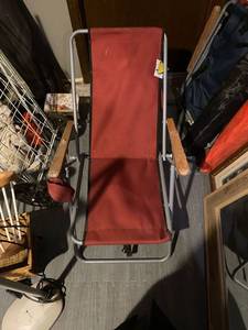 lot 268 image: Stay cool backpack chair- NWT