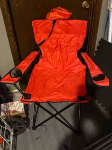 lot 272 image: Red camping chair with bag