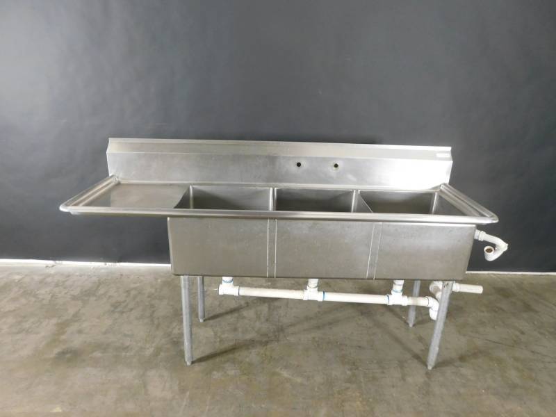 lot 9302 image: 3 Bay Stainless Steel Sink Sizes Pictured