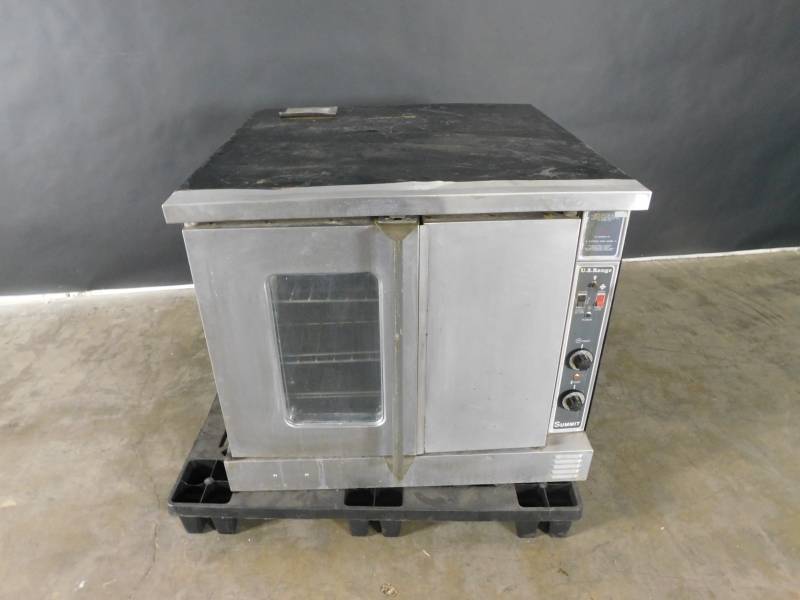 lot 9311 image: Summit Gas Convection Oven With Legs