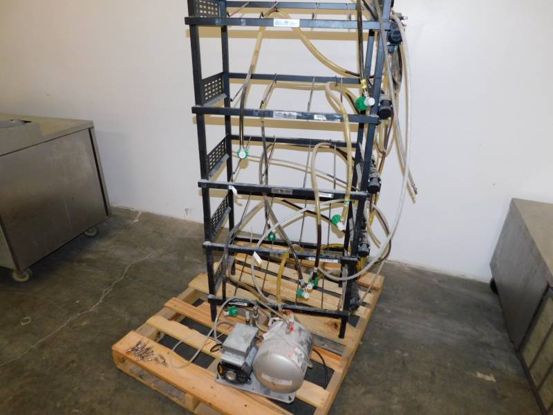 lot 9314 image: Soda Box Rack With Carbonator