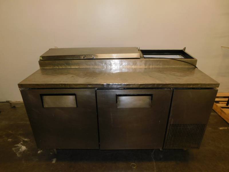 lot 9317 image: True Refigerated Prep Table