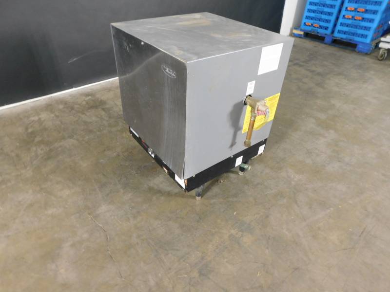 lot 9324 image: Hatco Hot Water Booster