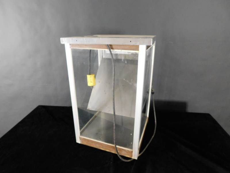 lot 9326 image: Warming Chip or Fry Warmer 