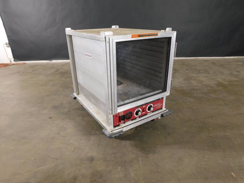lot 9332 image: Winholt Heater Proofer