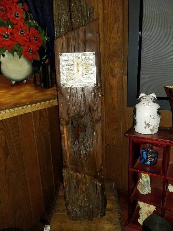 lot 9086 image: Incredible Petrified Wood Piece from the West Bottoms