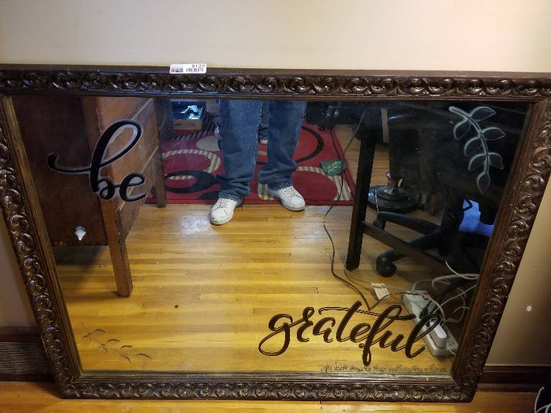 lot 9122 image: Be Grateful Mirror