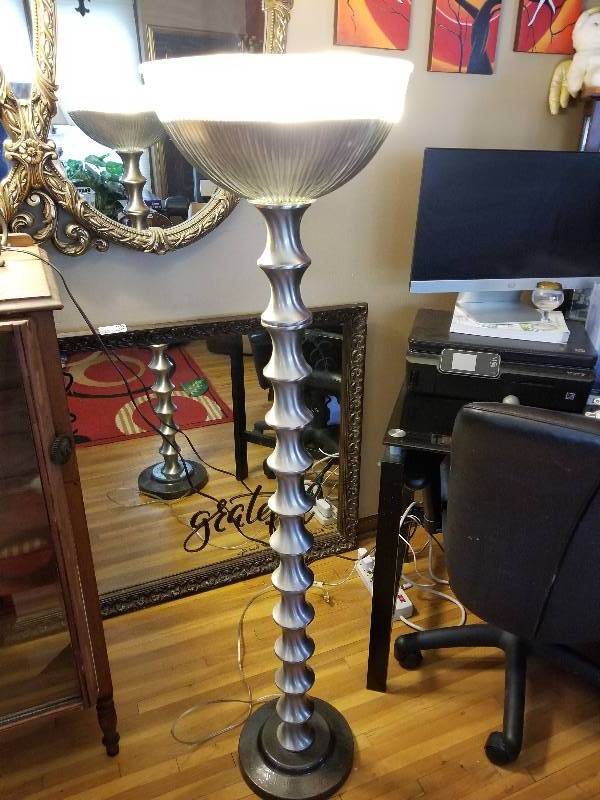 lot 9144 image: Solid Metal Floor Lamp Handmade