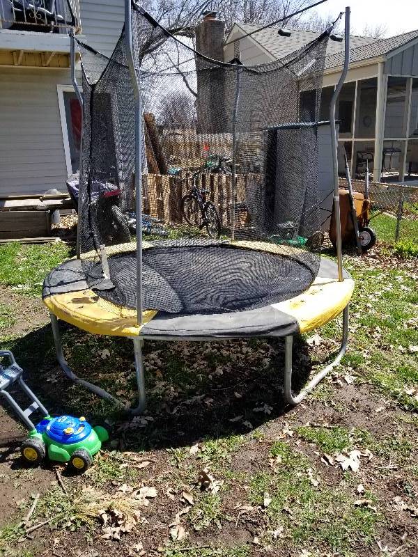 lot 9196 image: Trampoline