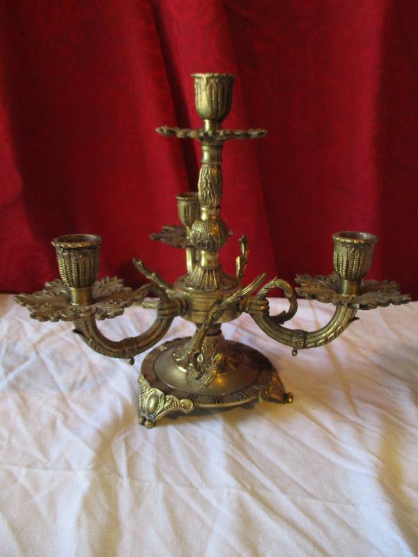 lot 9026 image: Brass Candle Holder