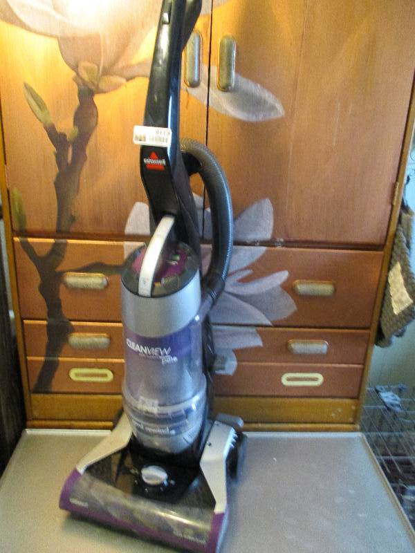 lot 9113 image: Vacuum Cleaner Fully Functioning