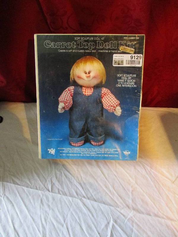 lot 9129 image: Carrot Top Doll Kit