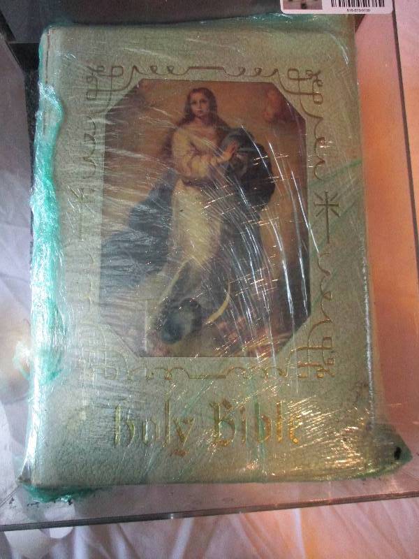 lot 9130 image: High End Holy Bible