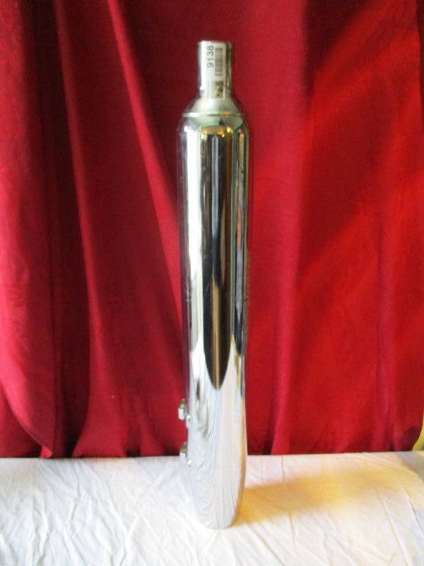 lot 9138 image: Harley Davidson Exhaust Pipe 65539-96